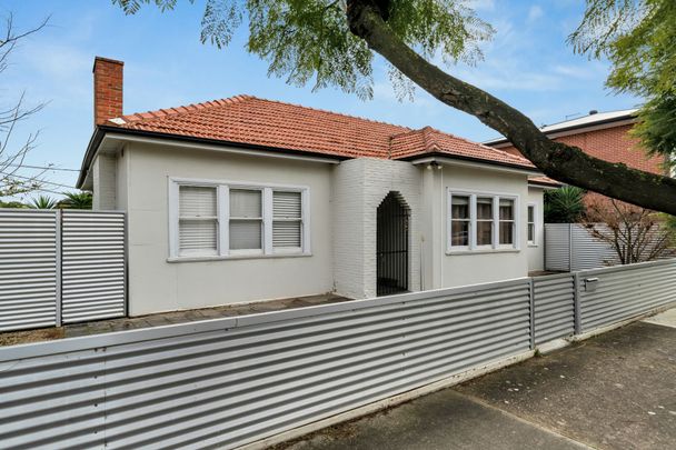 Family Friendly Home - Photo 1