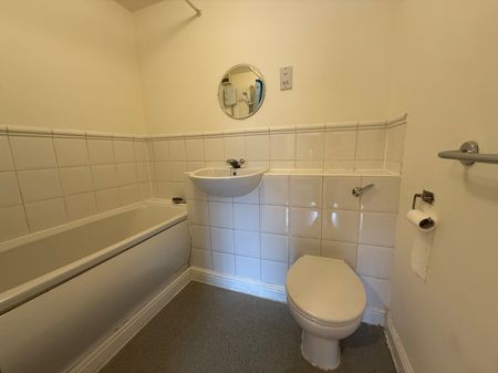 Trelawney Place, Chafford Hundred - Photo 5