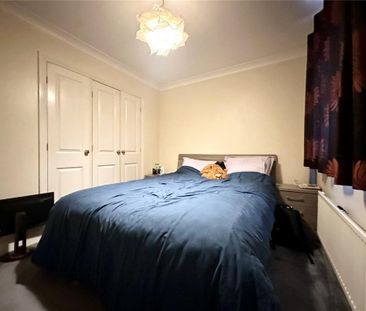 3 bedroom end of terrace house to rent - Photo 5