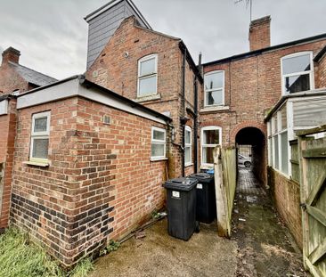 *Superbly located 2-bed mid-terrace on Slack Lane, Derby. Spacious ... - Photo 4