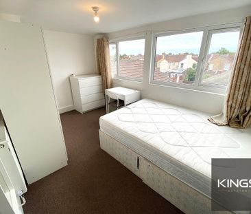 6 bedroom terraced house to rent - Photo 1