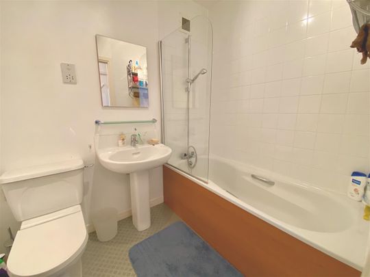 1 bedroom apartment - Photo 1