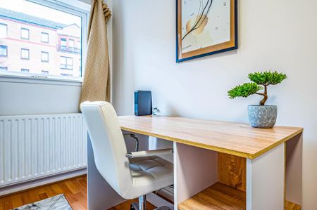 2 bedroom serviced apartment to rent - Photo 5