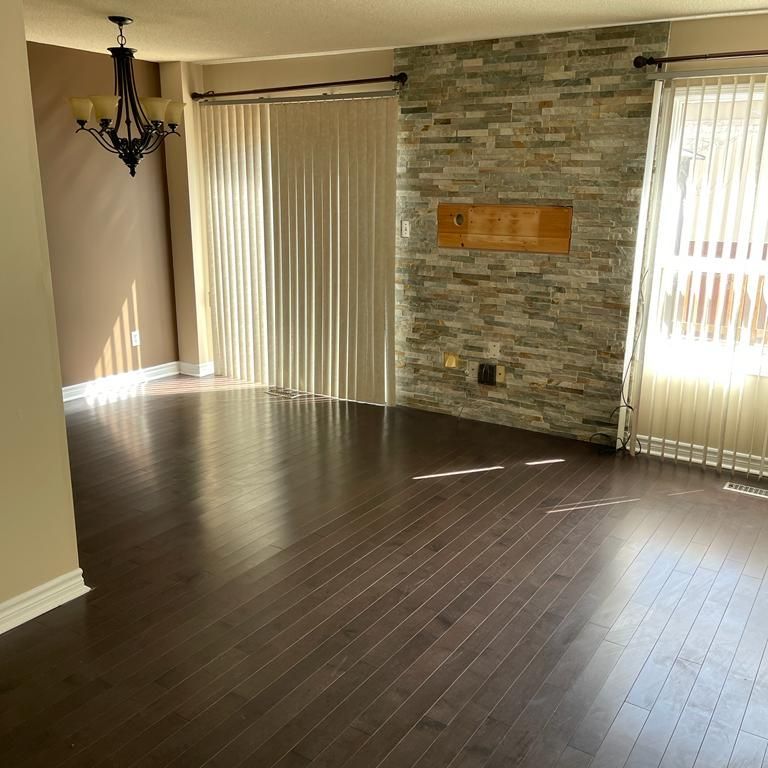 For Lease - 3586 Indigo Crescent, Mississauga, Ontario - Photo 1