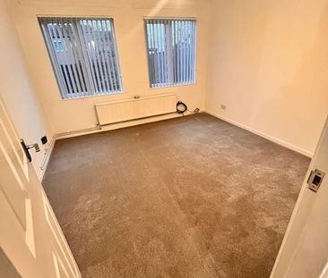 3 Bed Terraced House, Mossgate, LE3 - Photo 3