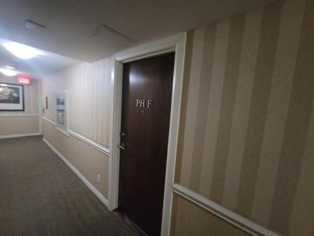 For Lease - 8 Rosebank Drive Unit# PHF, Toronto, Ontario - Photo 3