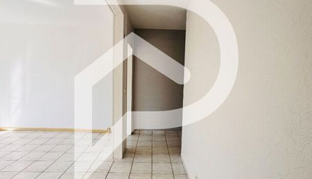 Appartement 3 pièces 57m2 REIMS 720 euros - Photo 4