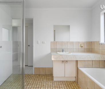 Dual Living Opportunity - Photo 6