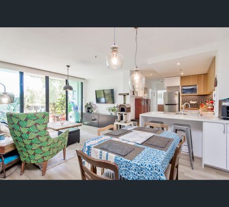 128/200 Smithfield Road, Flemington, Vic 3031 - Photo 4