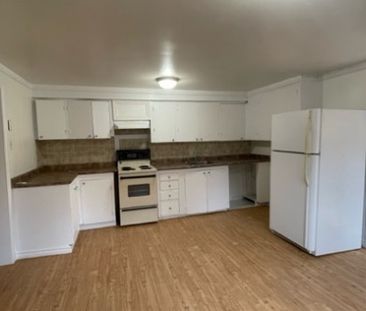 242 Mary St Orillia | $1375 per month | Plus Hydro - Photo 6