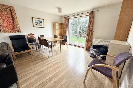 4 bedroom detached house to rent - Photo 3