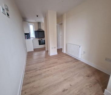 1 bedroom Flat To Let - Photo 1