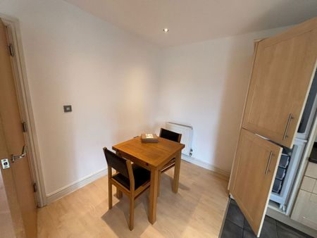 Flat 6 Grace Dieu Court - New to the marketLoughborough - Photo 2