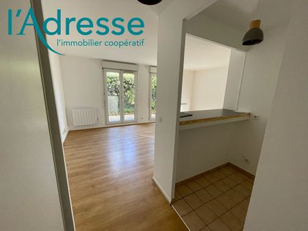 Location appartement 1 pièce, 28.68m², Noisy-le-Grand - Photo 2