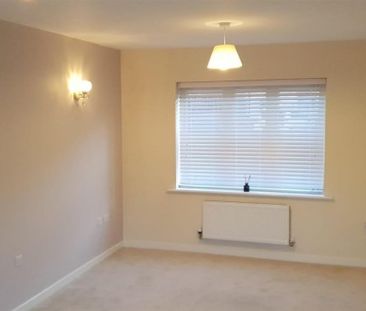 4 BED Detached house To rent - Photo 1