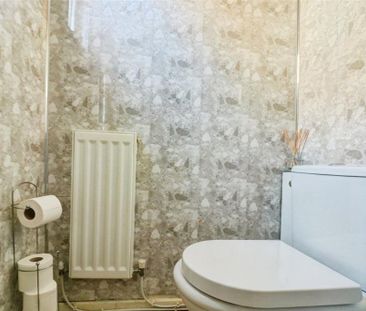 3 bedroom semi-detached house to rent - Photo 6