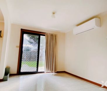 2 Bed, 1 Bath - Photo 2