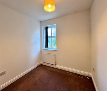 2 Bedroom Terraced To Let - Photo 3