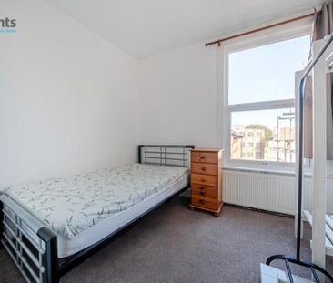 5 bedroom terraced house to rent - Photo 3