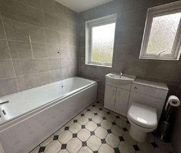 Roskell Road, Liverpool, Merseyside, L25 - Photo 4