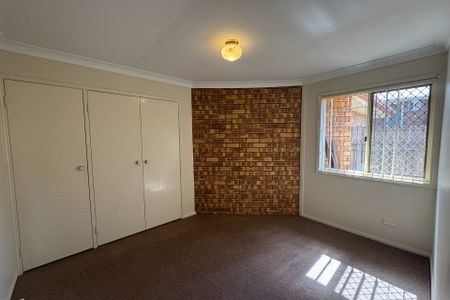 2/33 Creedon Drive - Photo 4