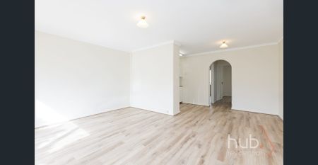 Fabulous villa set within a small well-kept complex! - Photo 5