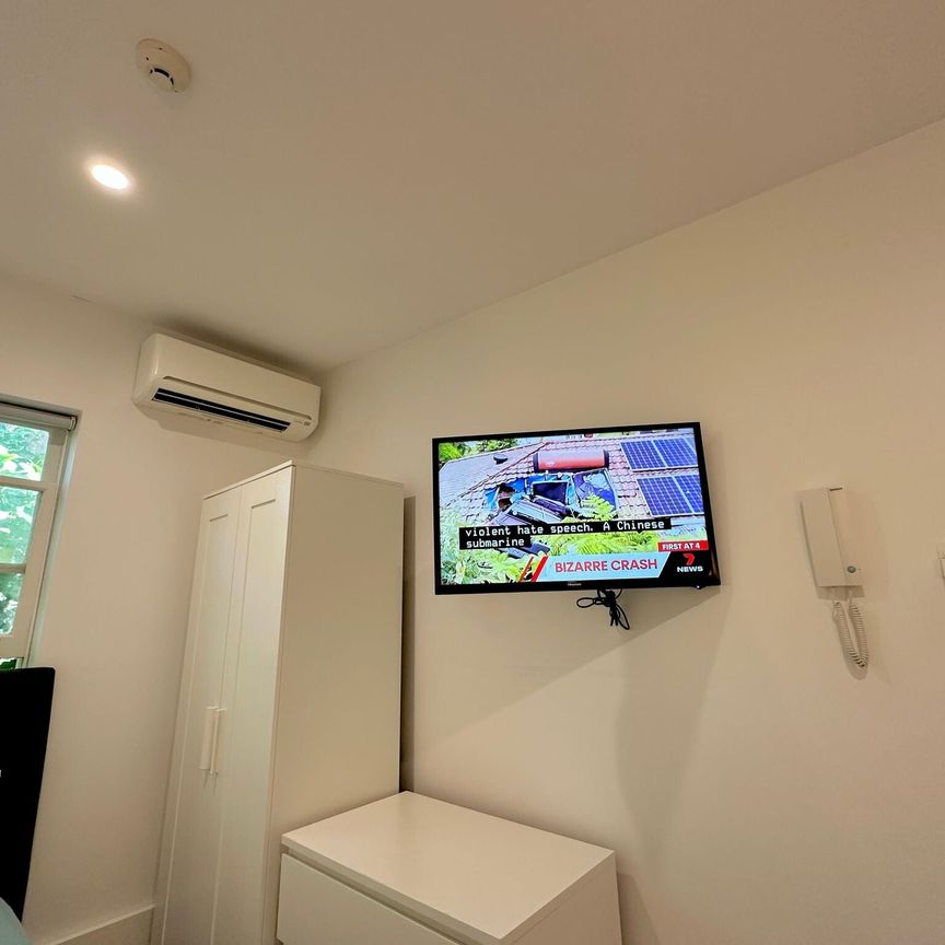 Mcmahons Point - Photo 1