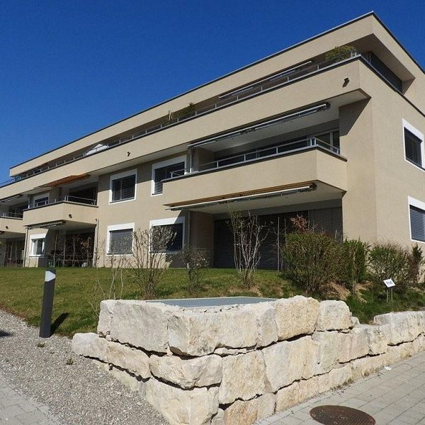 Moderne 3.5-Zimmer-Neubauwohnung an zentraler Lage - Foto 1