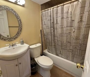 4 Lonestar Crescent #Basement - Photo 1