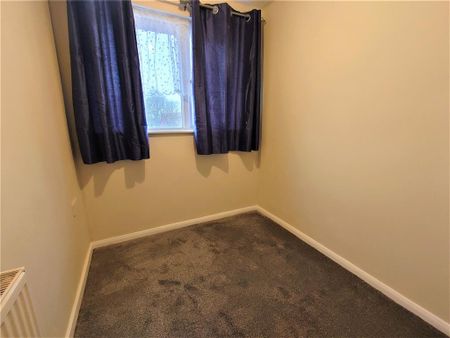 4 bedroom terraced house to rent - Photo 3