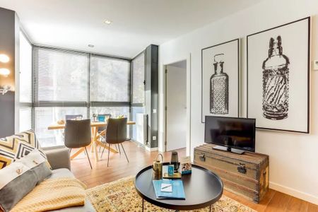 Carrer de Los Castillejos, Barcelona, Catalonia 08013 - Photo 5