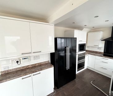 Attlee Close, Rotherham, Maltby - Photo 6