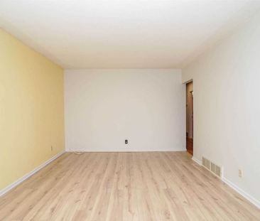 For Lease - 1385 Park Road Unit# Main, Oshawa, Ontario - Photo 3
