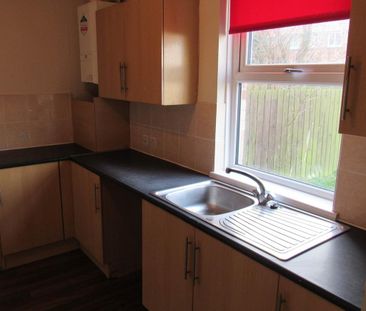 3 bedroom terraced house to rent - Photo 4