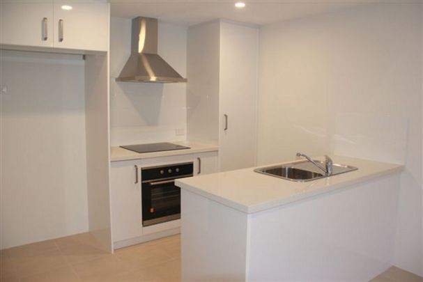 Modern & Secure! - Photo 1