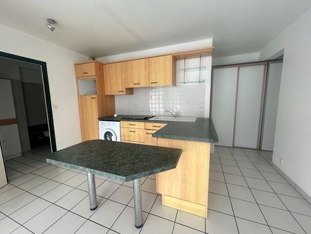 Location Appartement 2 pièces 41m² - Photo 3