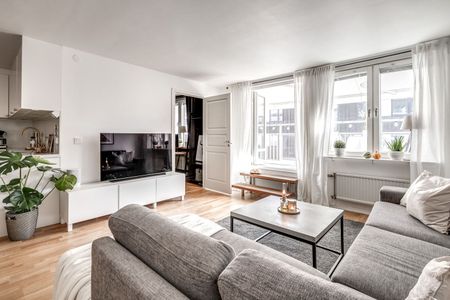 Olof Palmes gata, Stockholm - Photo 2