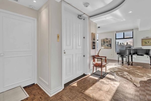 For Lease - 423 Avenue Road Unit# 12, Toronto, Ontario - Photo 1