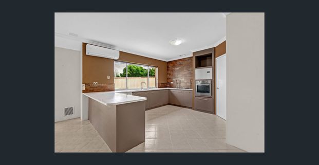 Spacious Family Home in Old Broadwater Farm!! - Photo 1