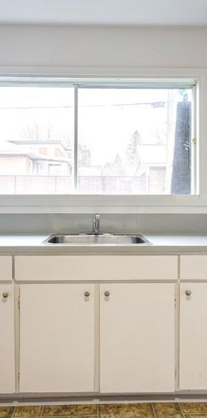 3 1/2 à Ste-Thérèse - internet inclus - libre maintenant ou décembre - Photo 1