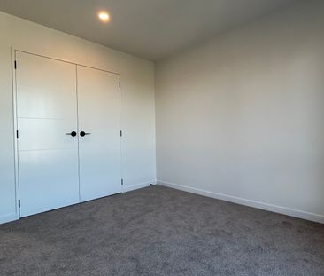 Modern Family Living in Fantastic School Zone - Photo 5