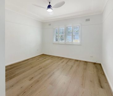Spacious Four-Bedroom Home in Peaceful Bensville Setting - Photo 4