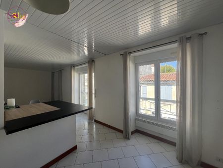 Location Appartement 4 pièces 107m² COGNAC 16100 - Photo 3