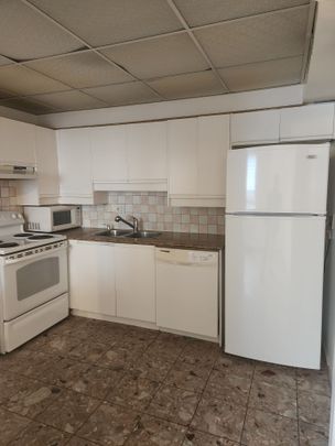 For Lease - 5 Shady Golfway Unit# 110, Toronto, Ontario - Photo 1