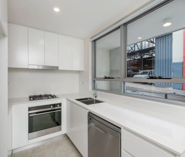 Unit 1/4-10 Dawson Street, - Photo 1