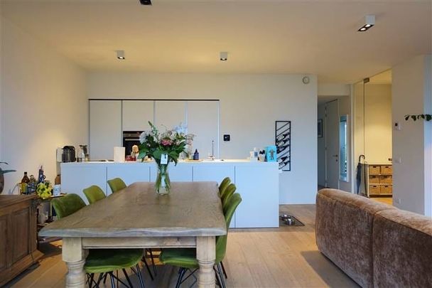 Appartement te huur - Photo 1