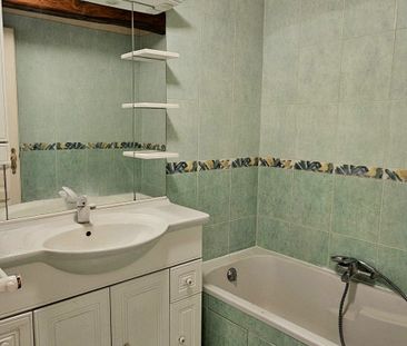 Location Appartement 3 pièces 47m² GONFARON 83590 - Photo 6