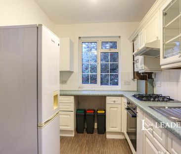 2 bedroom maisonette to rent Ethelbert Close, Bromley, BR1 - Photo 4