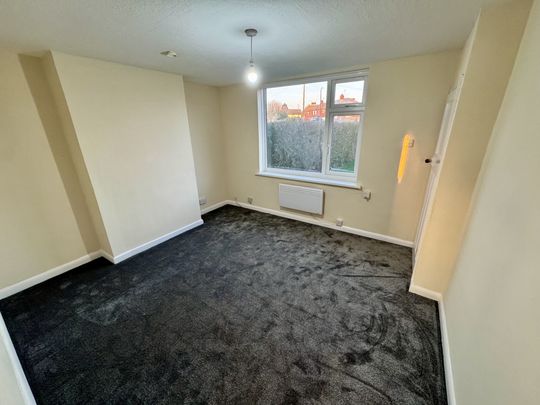 Lloyds Road, Halesowen - Photo 1