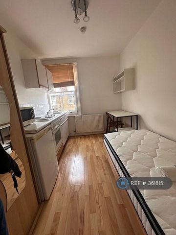 1 bedroom in a house share to rent - Photo 4